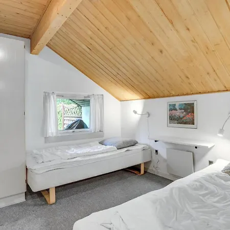 Lovely In Oksbl With Wifi Ovtrup